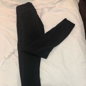 Lulu lemon leggings with mesh on the legs